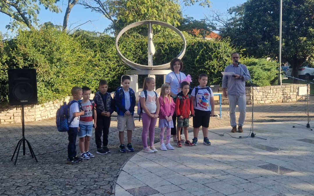 Započela je nova školska godina :)